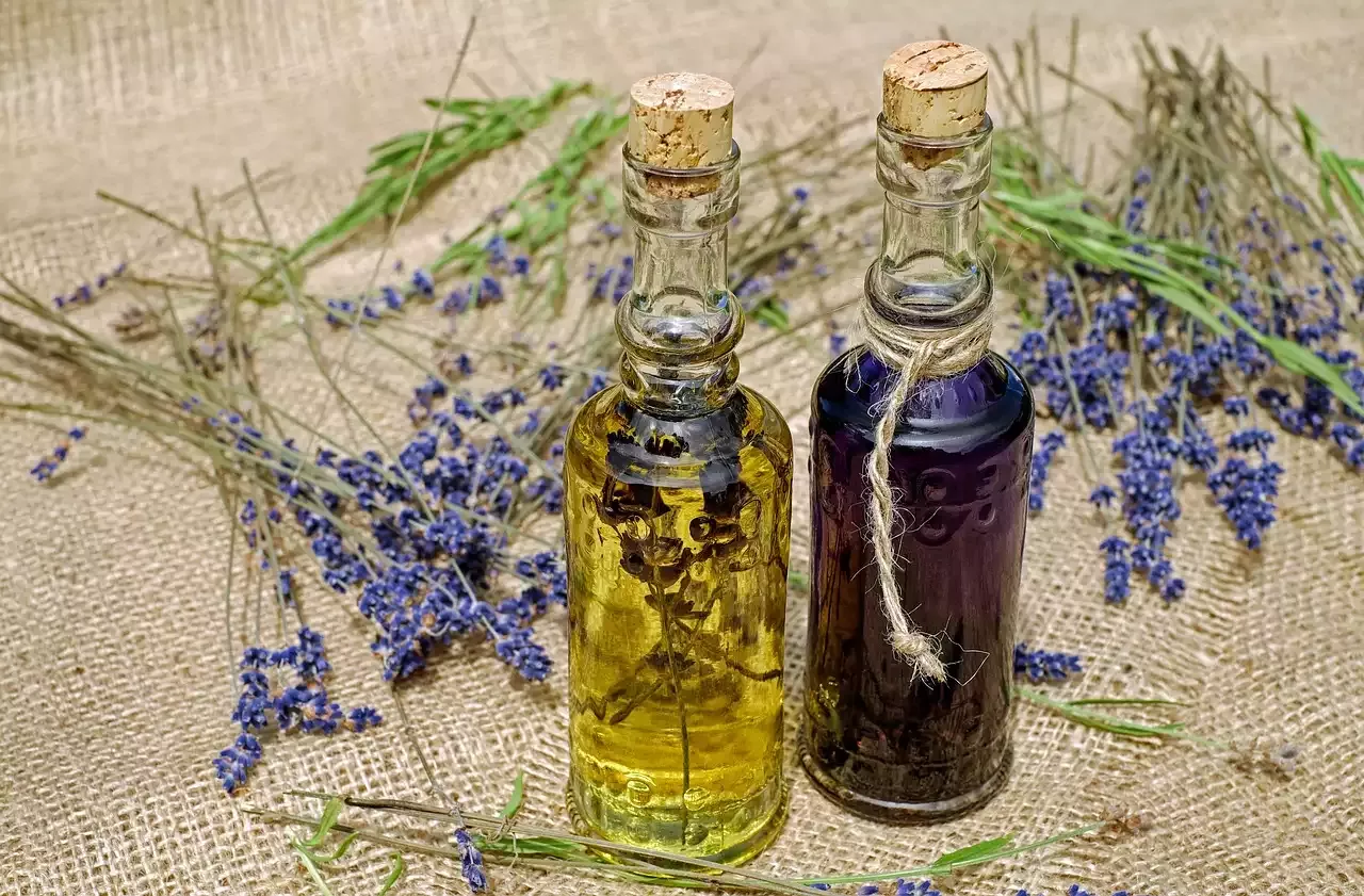 Demystifying THC Oil: Exploring its Origins, Potential Benefits, and Legal Considerations